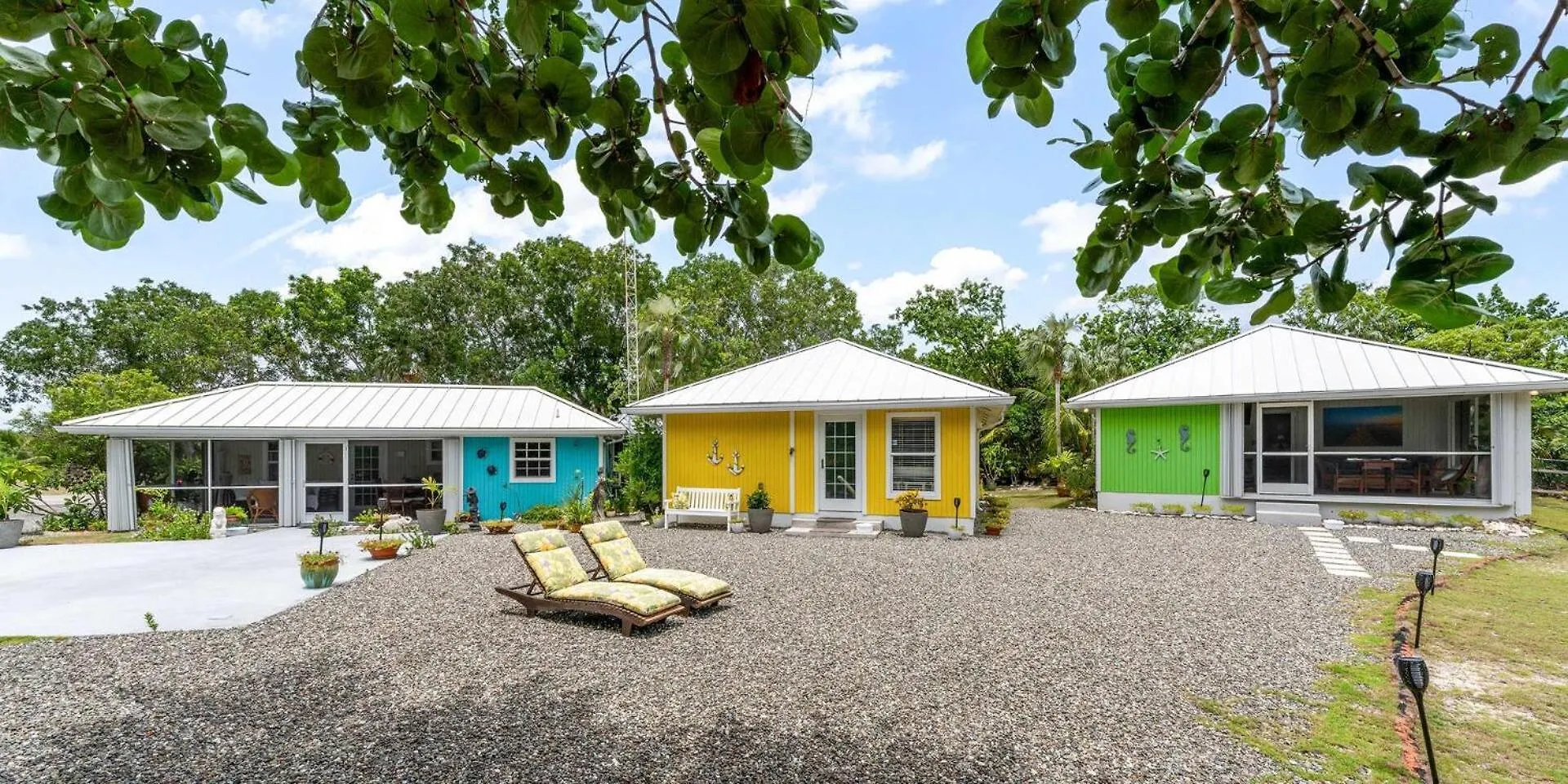 Piece Of Mine Yellow - Secluded And Tranquil Adult Only Micro-Resort East End