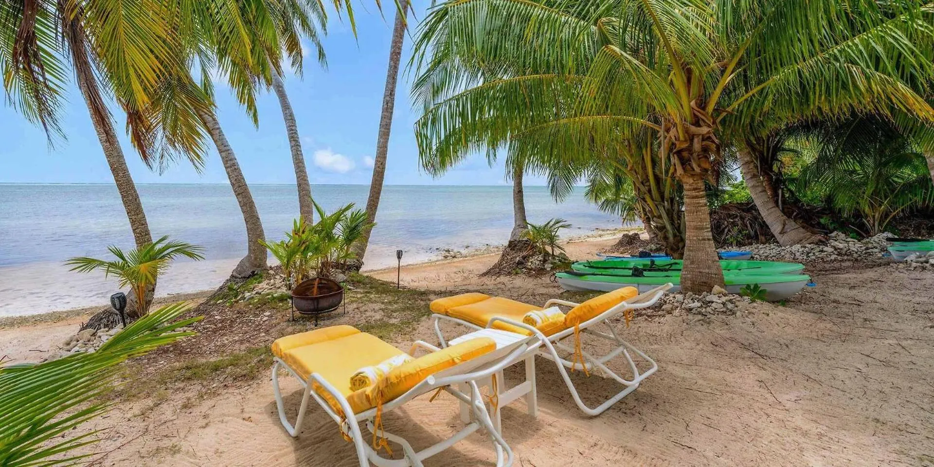 Holiday home Piece Of Mine Yellow - Secluded And Tranquil Adult Only Micro-Resort East End Cayman Islands